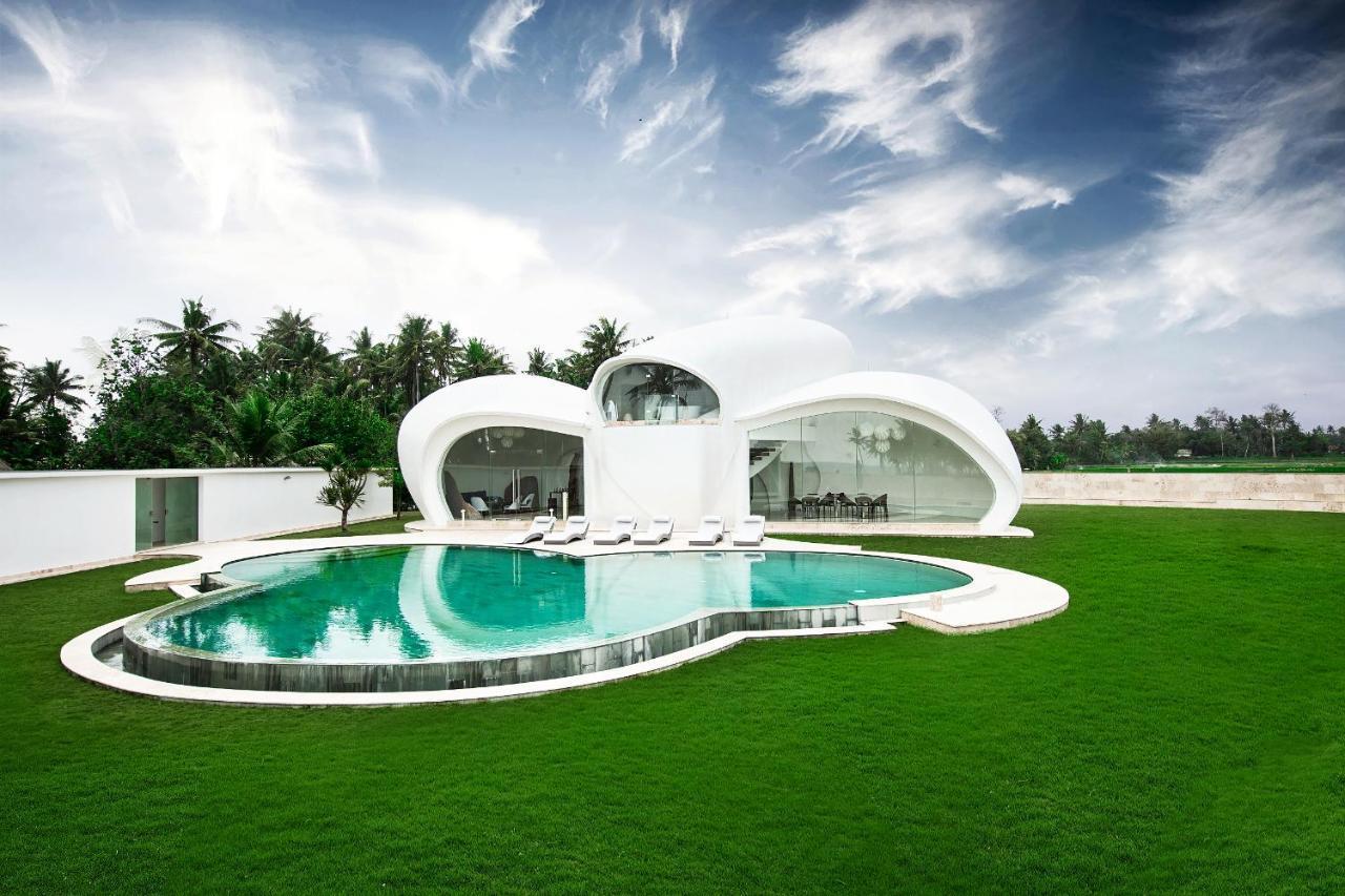 The Cloud Beachfront Villa Tabanan Exterior foto